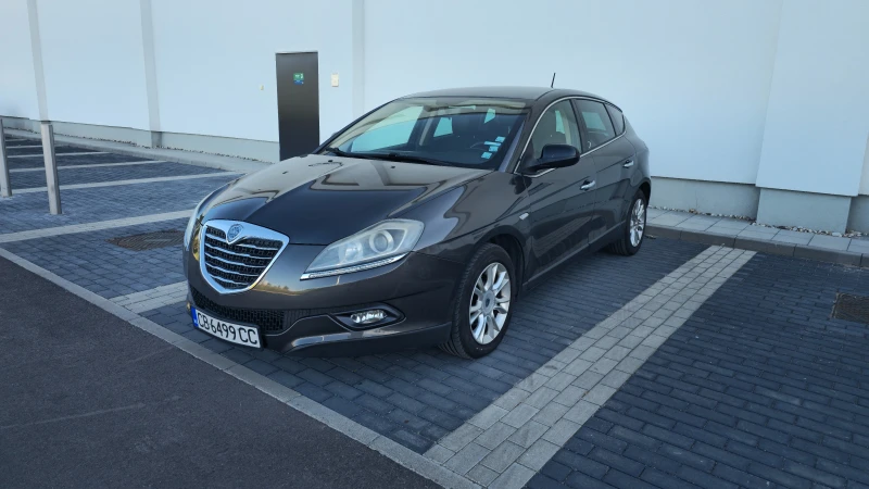 Lancia Delta, снимка 2 - Автомобили и джипове - 52449242