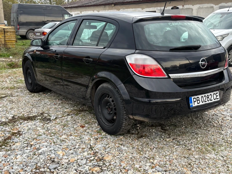 Opel Astra, снимка 8 - Автомобили и джипове - 52391027