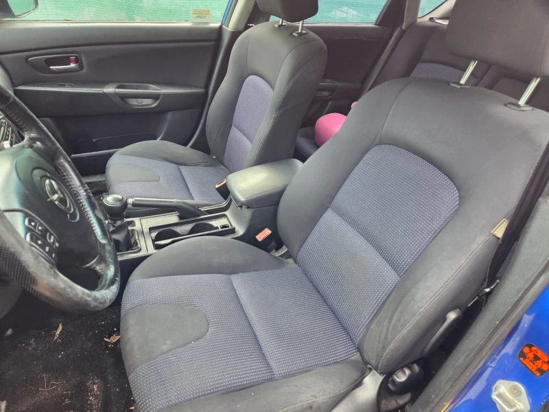 Mazda 3 1.6D 109к.с ЦЯЛА ЗА ЧАСТИ , снимка 7 - Автомобили и джипове - 53101991