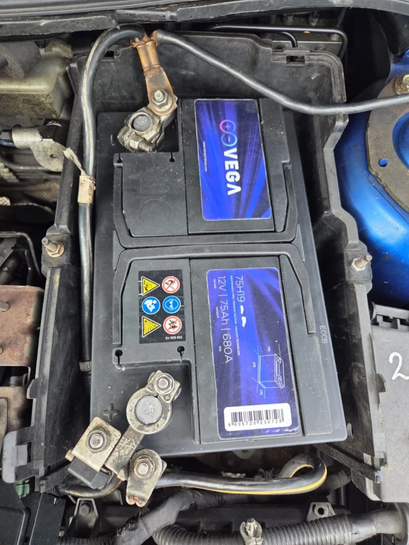 Mazda 3 1.6D 109к.с ЦЯЛА ЗА ЧАСТИ , снимка 11 - Автомобили и джипове - 53101991