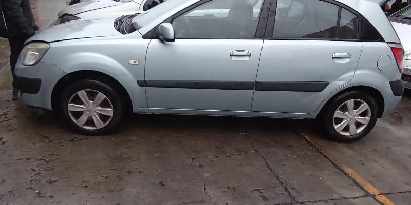 Kia Rio 1.5 crdi 2br - изображение 3