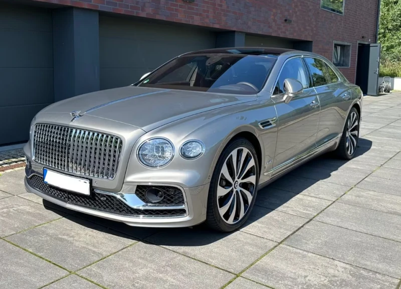 Bentley Flying Spur W12* 360* HuD* Matrix - 109998 € / 215137.39 лв. - 19334334 1