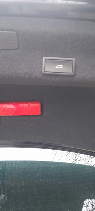 VW Passat 2.0 TDI BMT, снимка 12 - Автомобили и джипове - 53233731