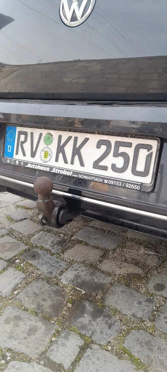 VW Passat 2.0 TDI BMT, снимка 16 - Автомобили и джипове - 53233731