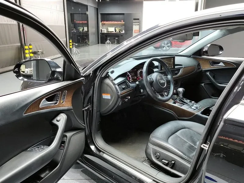 Audi A6 2.0 TDI Dynamic C7 - изображение 10