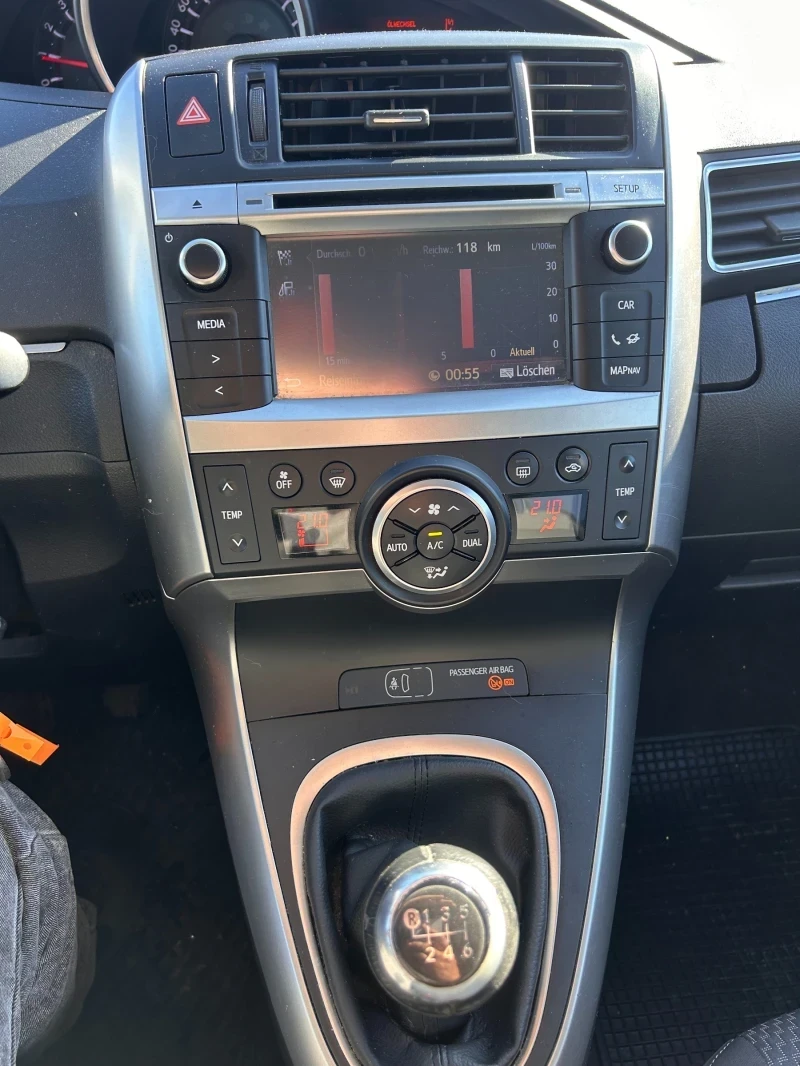 Toyota Verso  - изображение 10