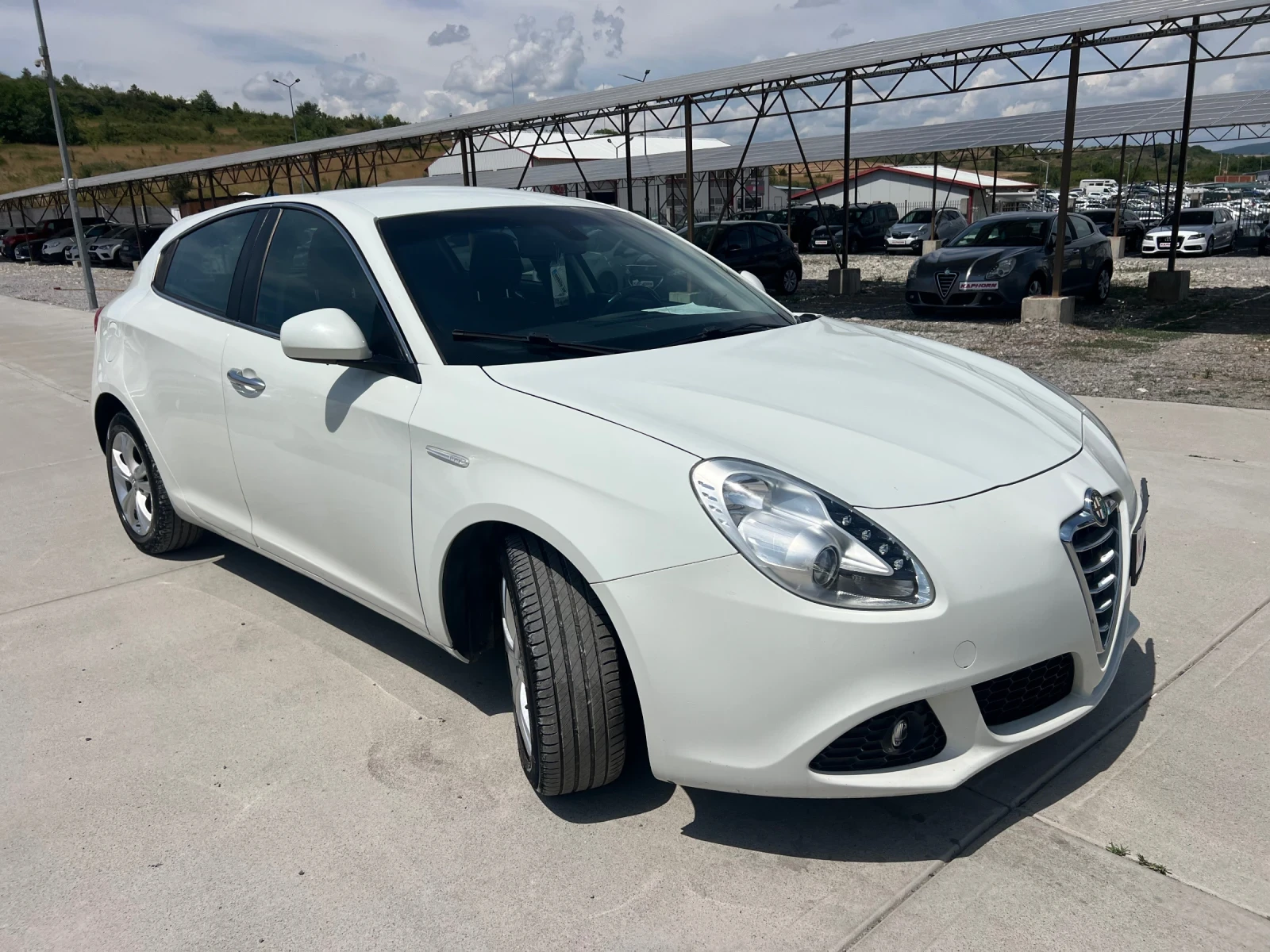 Alfa Romeo Giulietta 1.6JTD - изображение 9
