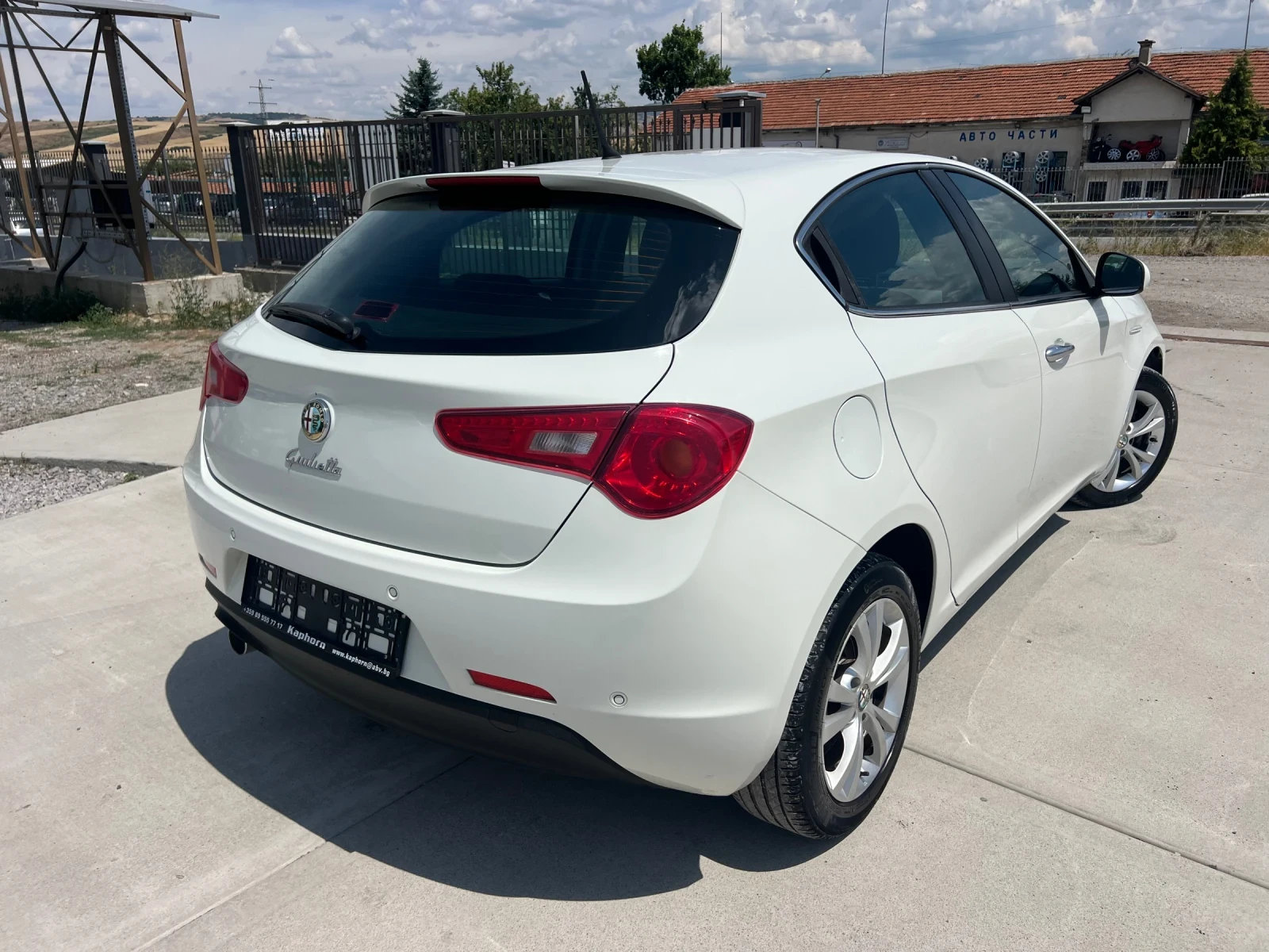 Alfa Romeo Giulietta 1.6JTD - изображение 7