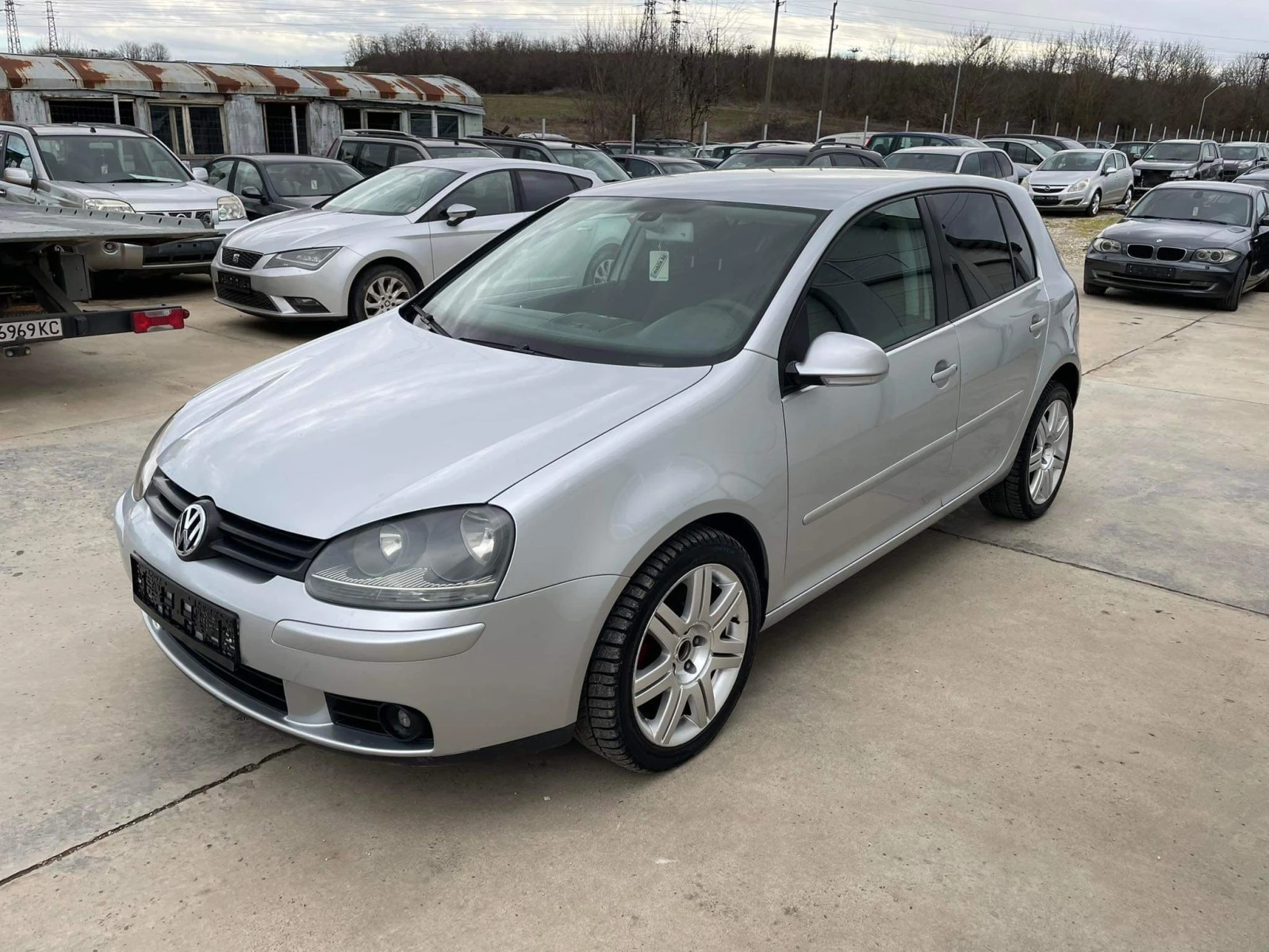 VW Golf 2.0tdi 140k.c UNIKAT - изображение 3