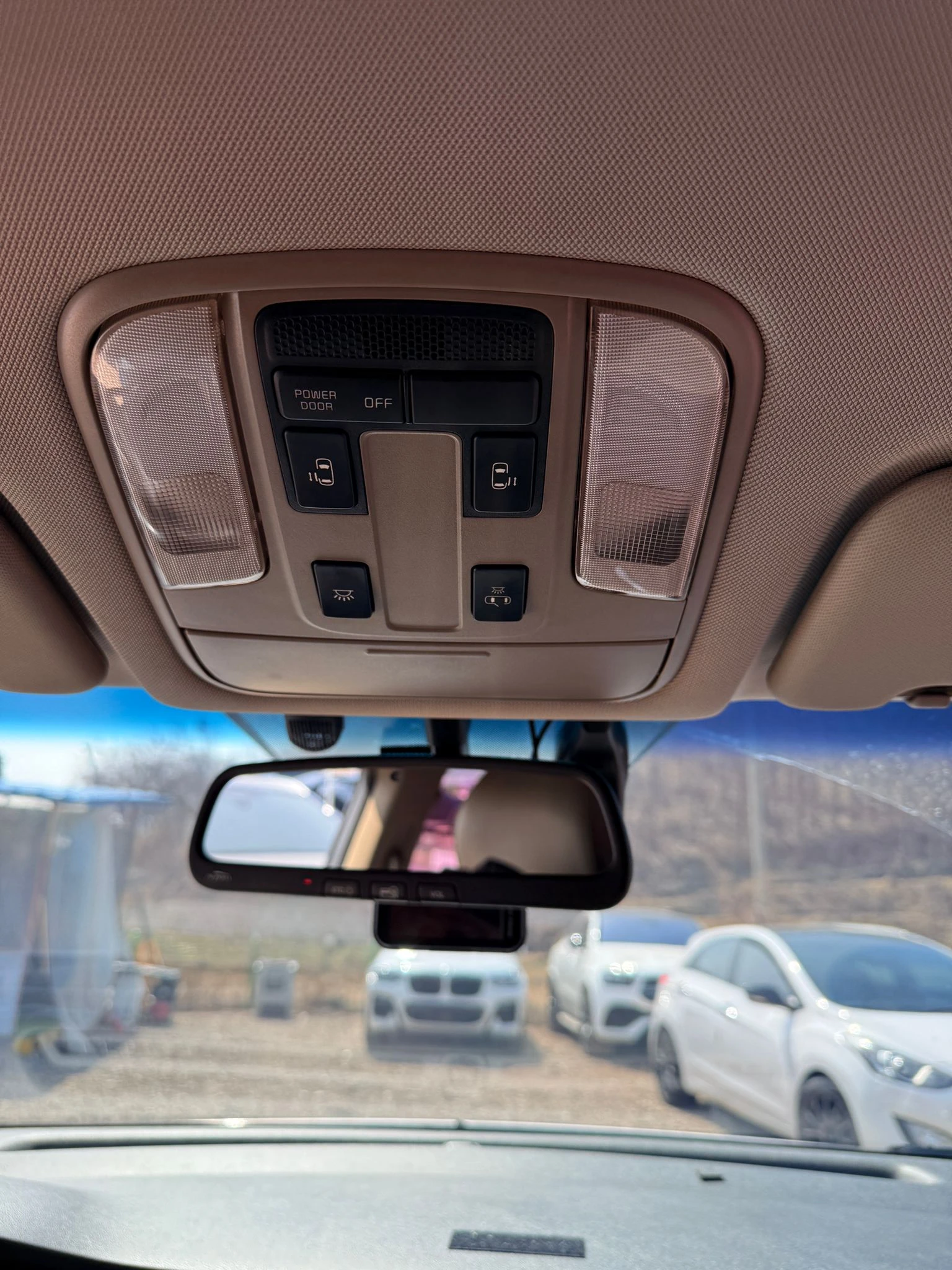 Kia Carnival 2, 2D, Full екстри!9 МЕСТНА - изображение 9