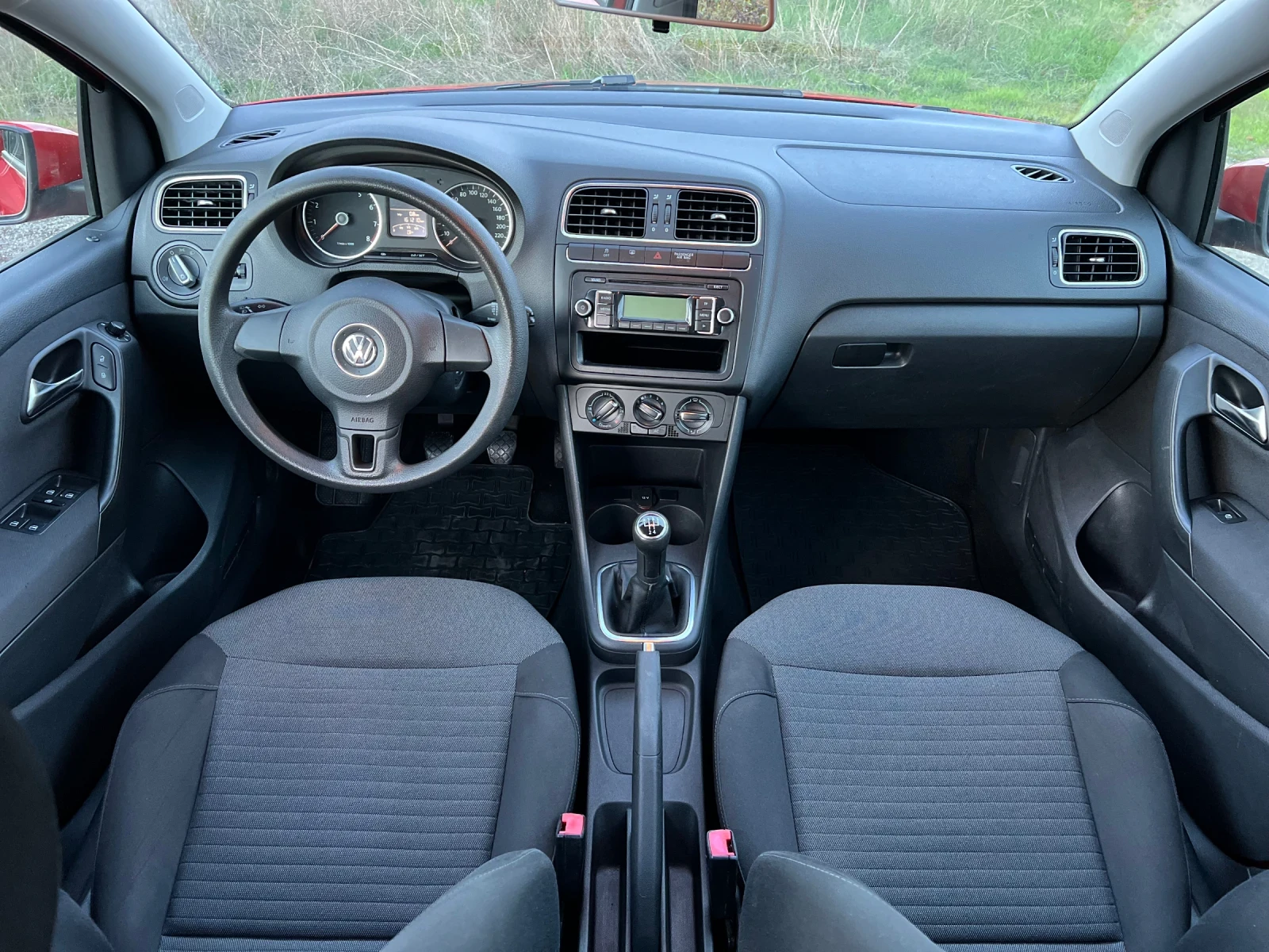 VW Polo 1.4i Evro5///Klimatik - изображение 8