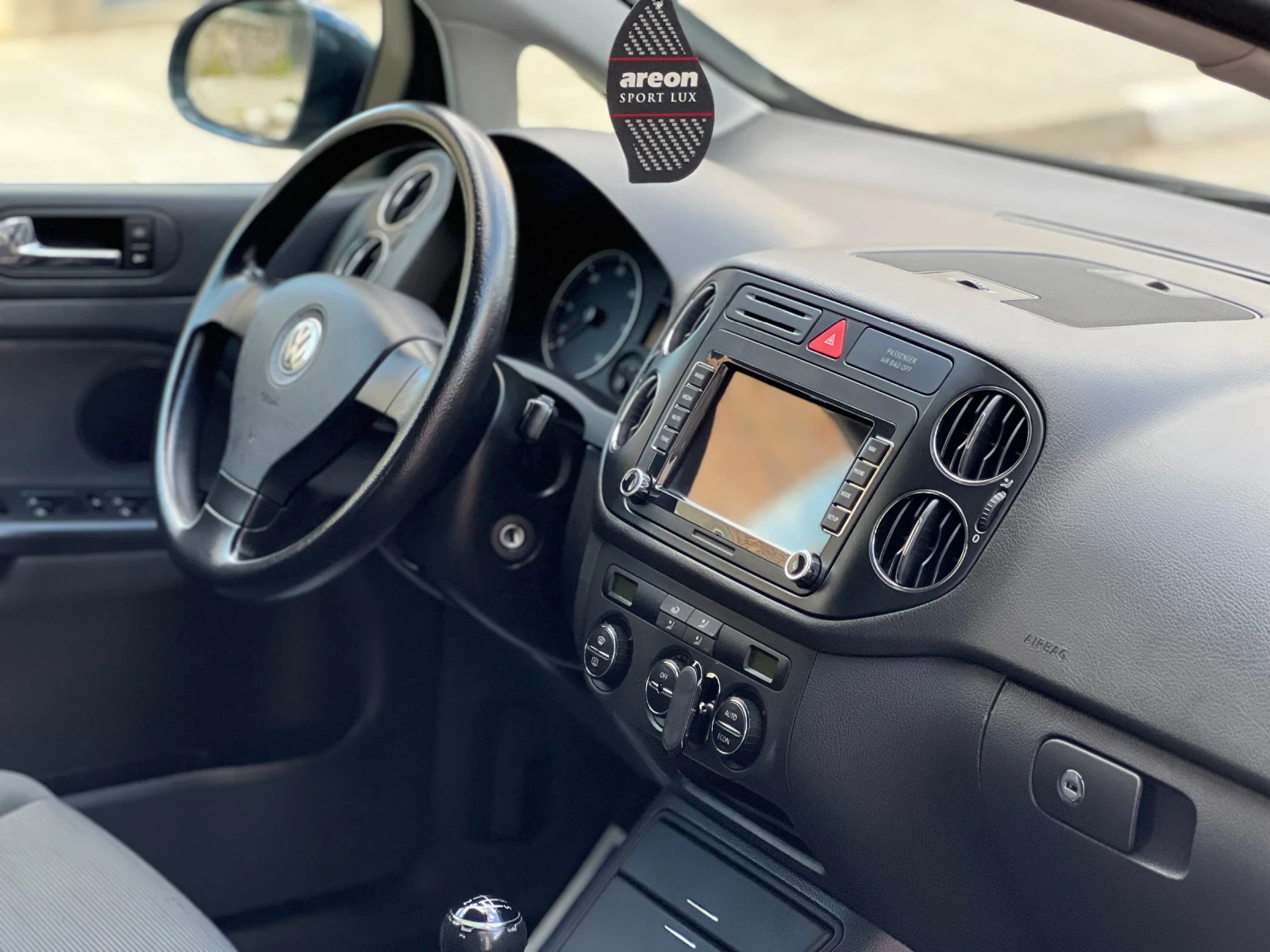 VW Golf Plus 1.9 TDI 105кс. Навигация/Климатроник - изображение 8
