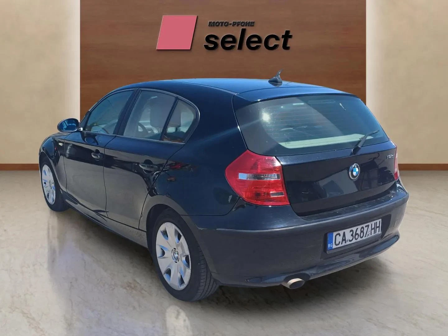 BMW 118 2.0 D - изображение 7