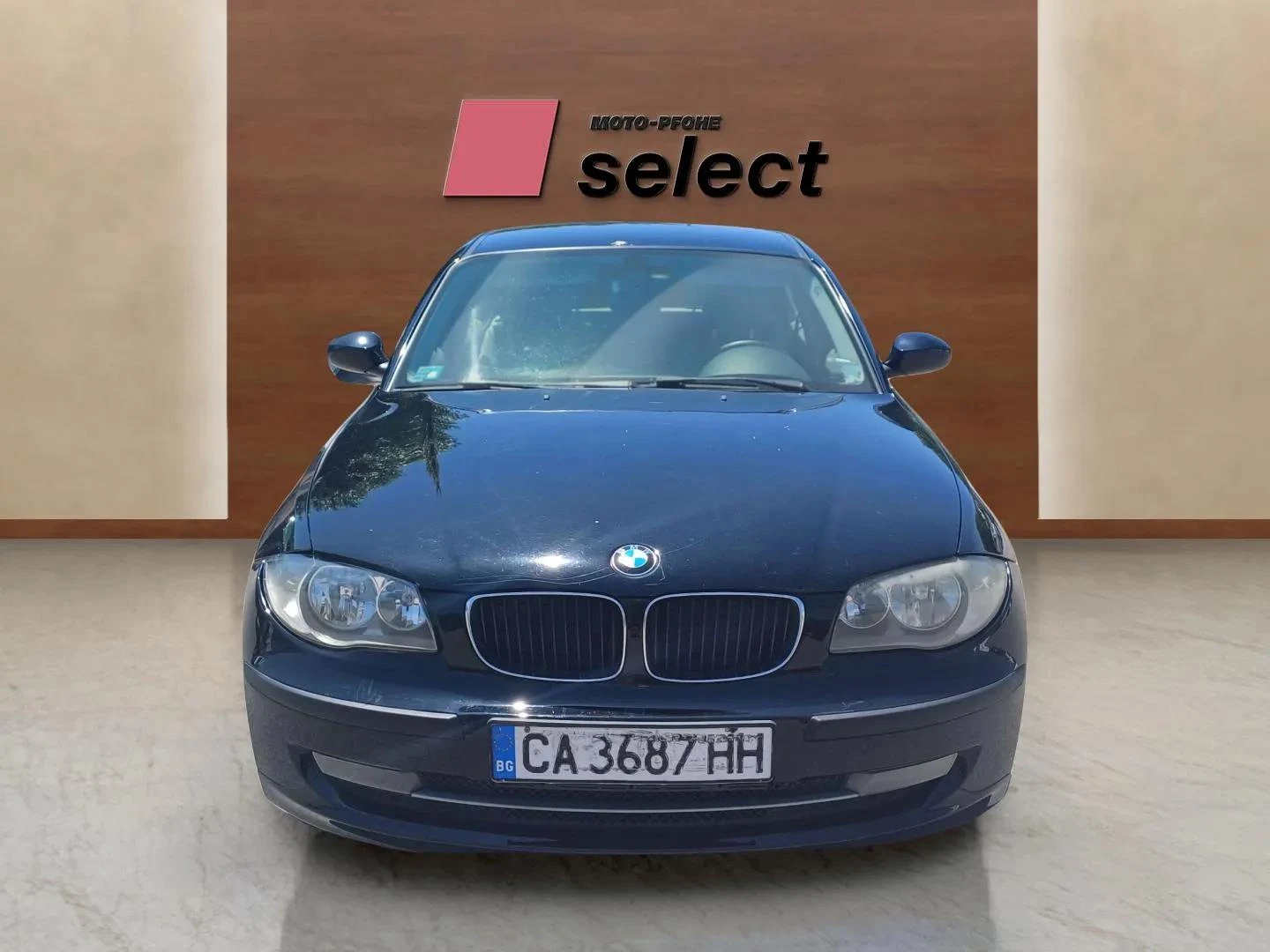 BMW 118 2.0 D - изображение 2