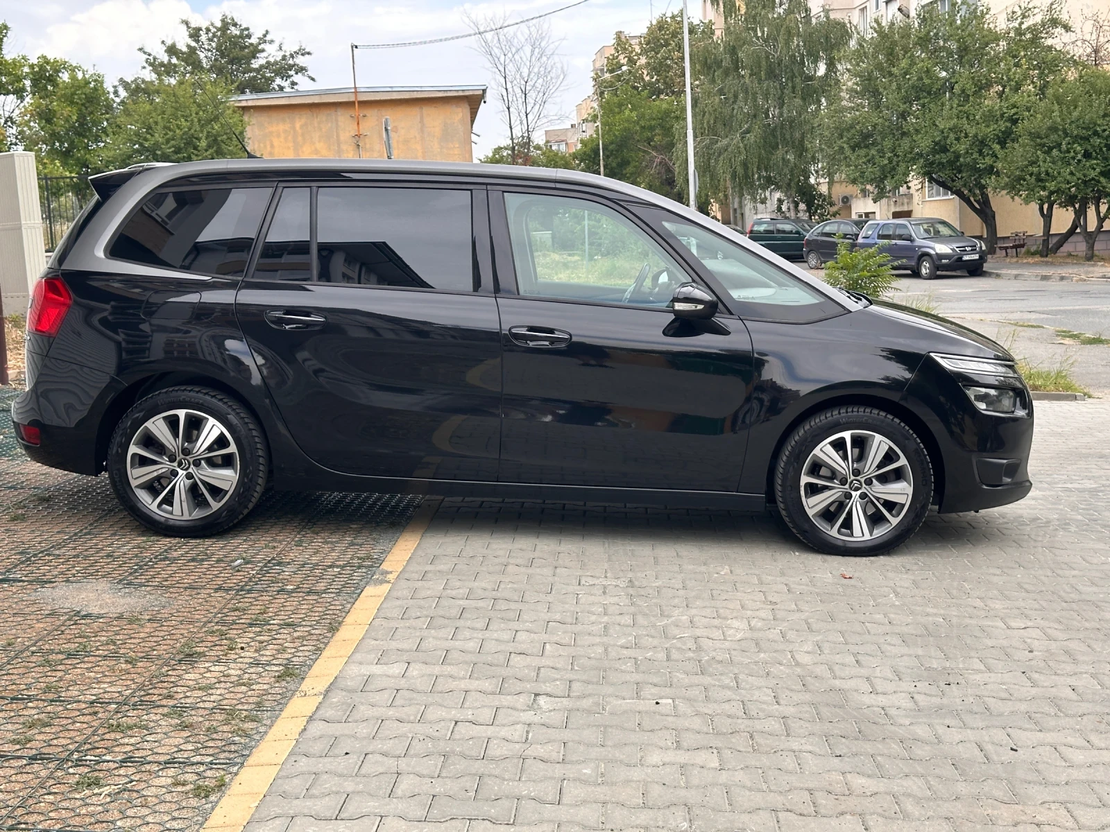 Citroen Grand C4 Picasso 2.0HDI AUTOMATIC  - изображение 4
