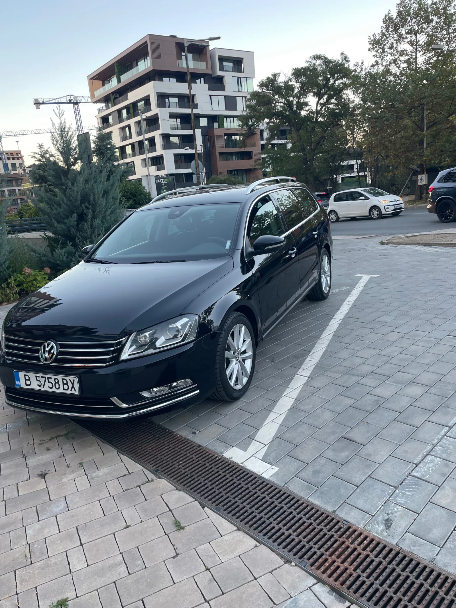 VW Passat Комби - изображение 3