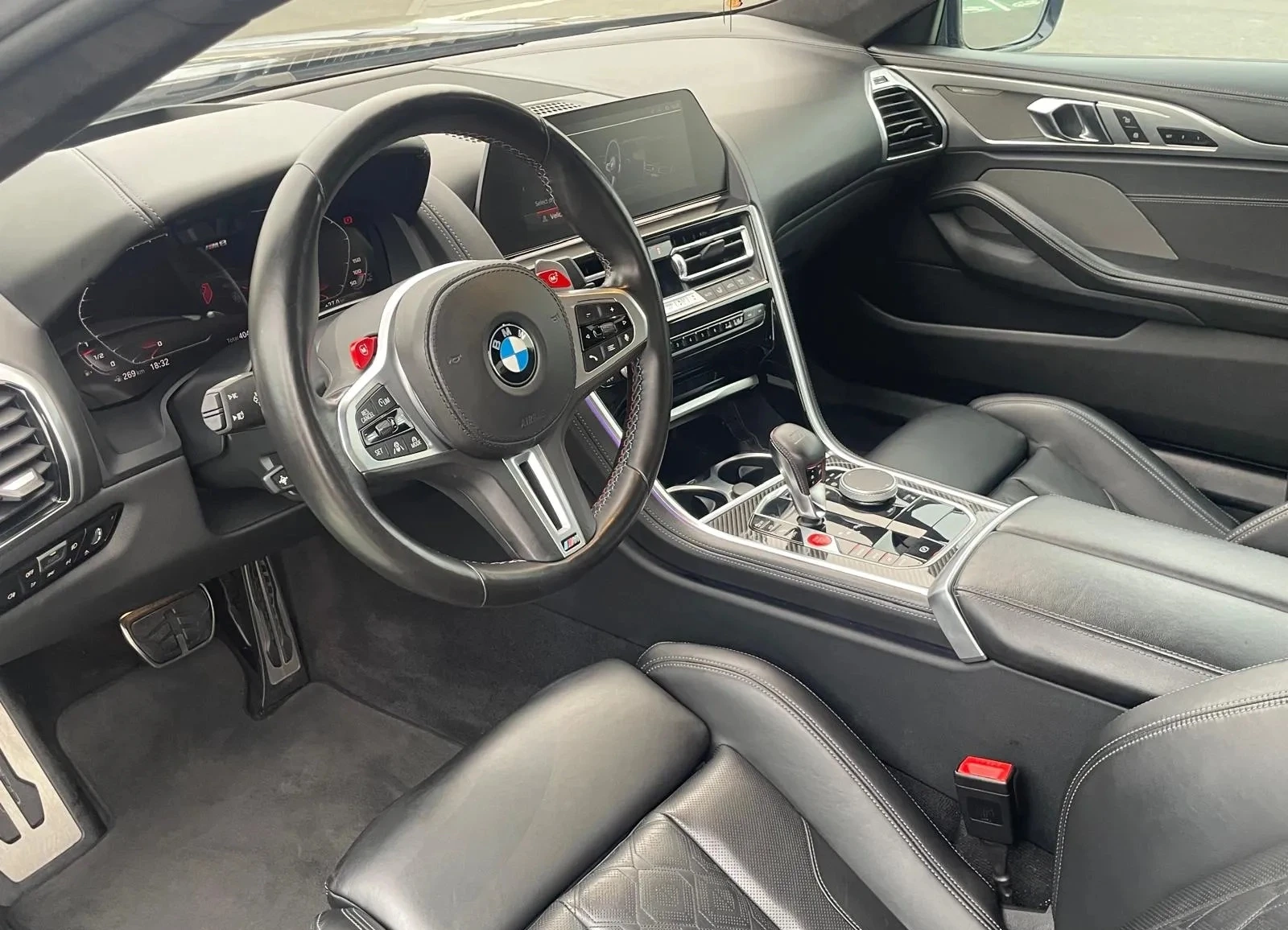 BMW M8 4.4 xDrive - изображение 6