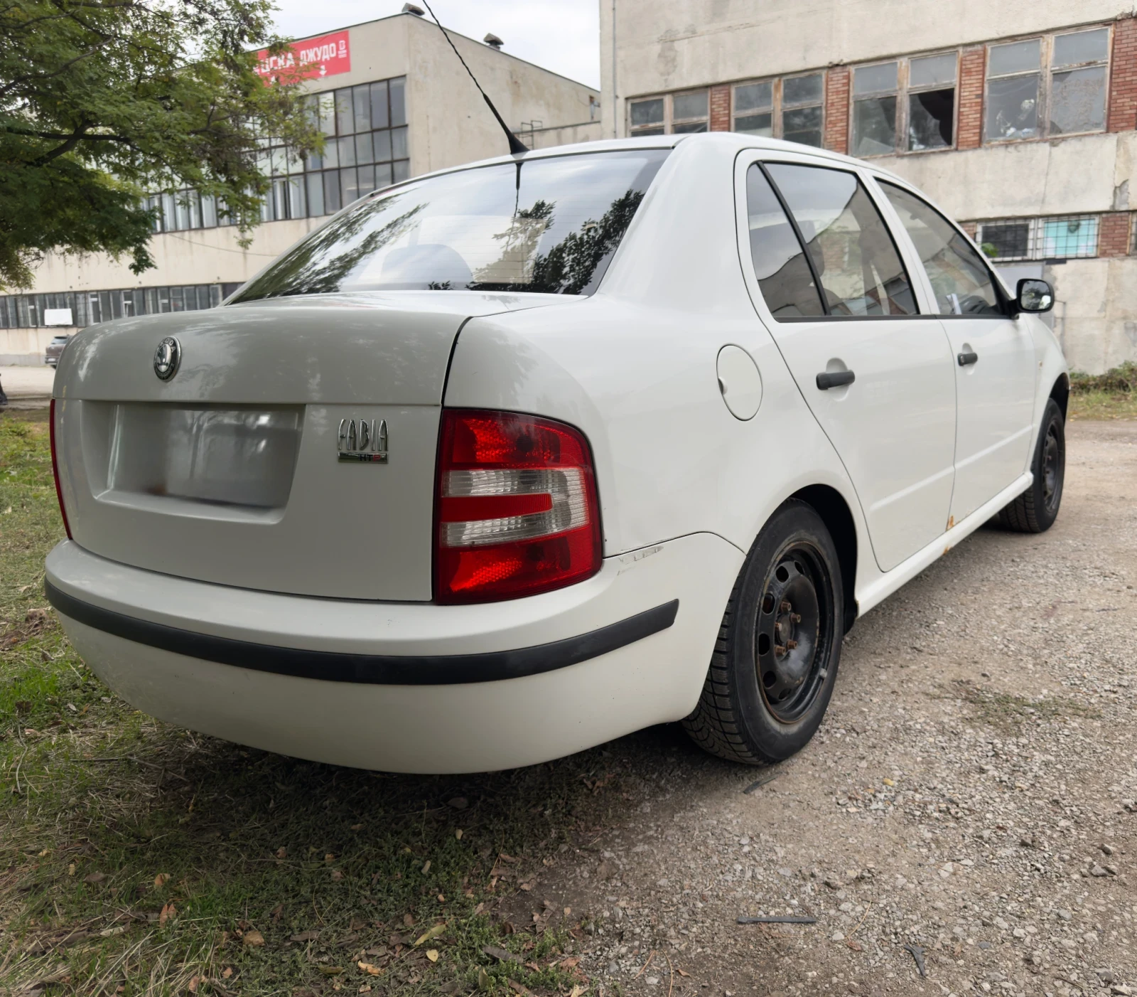 Skoda Fabia МК1 - изображение 2