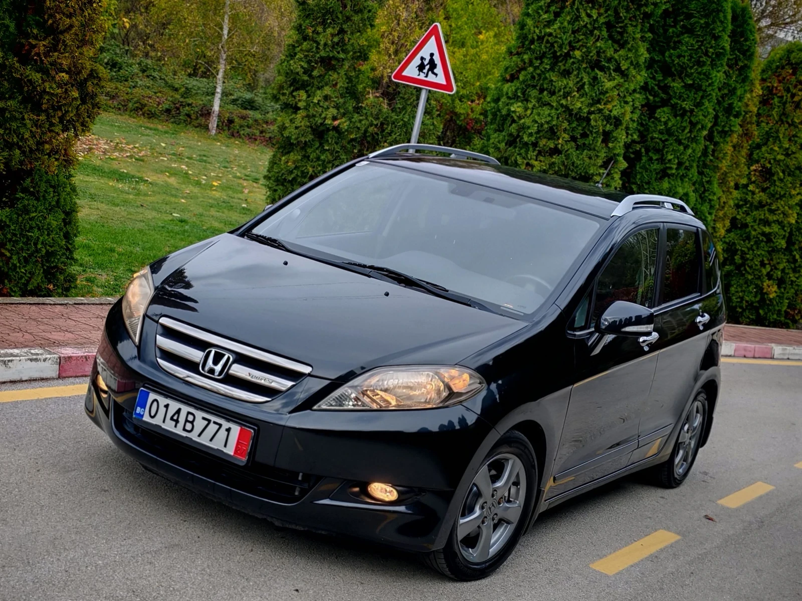 Honda Fr-v 1.8I V-TEC(140)* FACELIFT* НОВ ВНОС*  - изображение 2