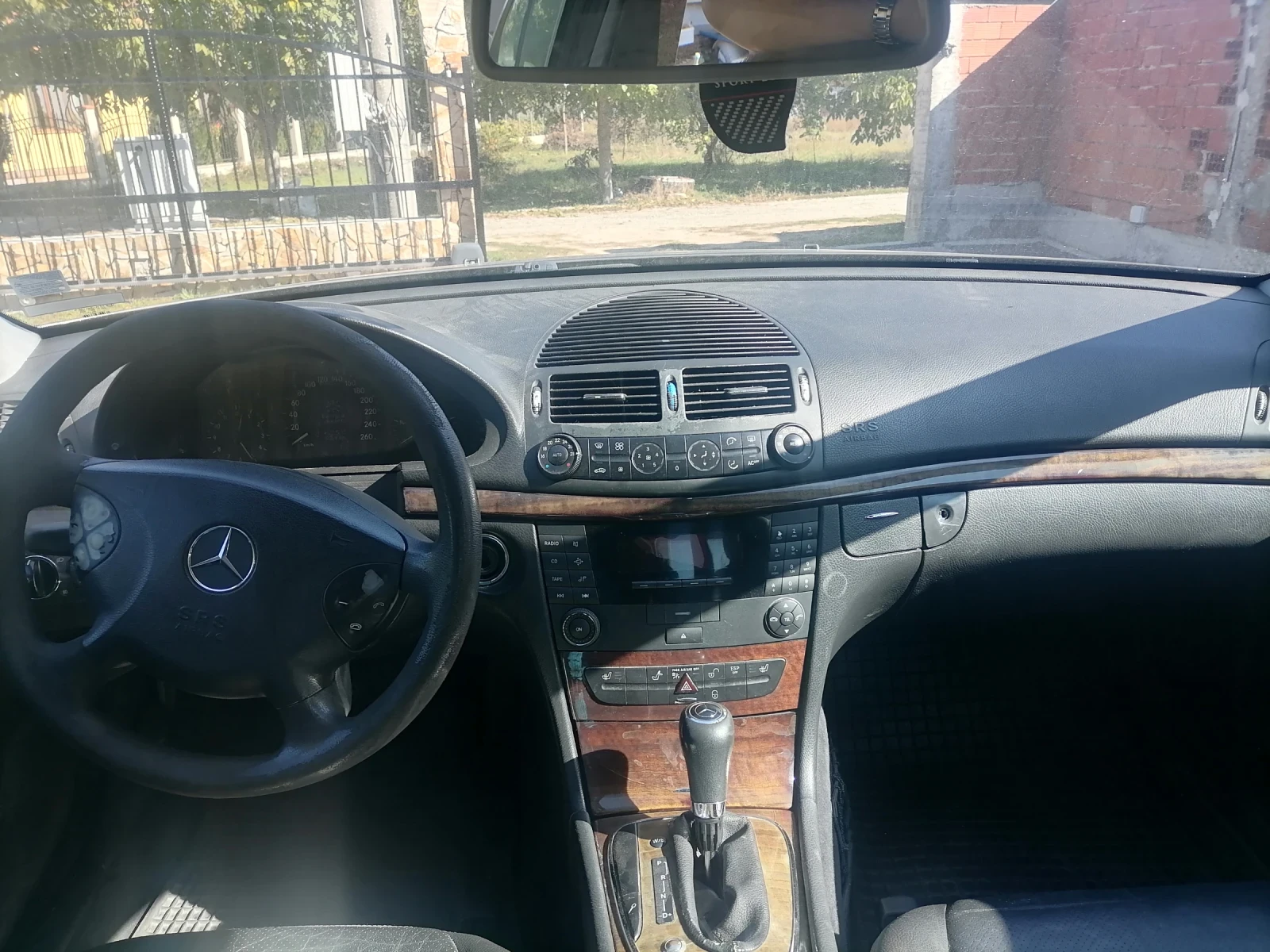 Mercedes-Benz E 200 Clasic | Mobile.bg — изображение 6