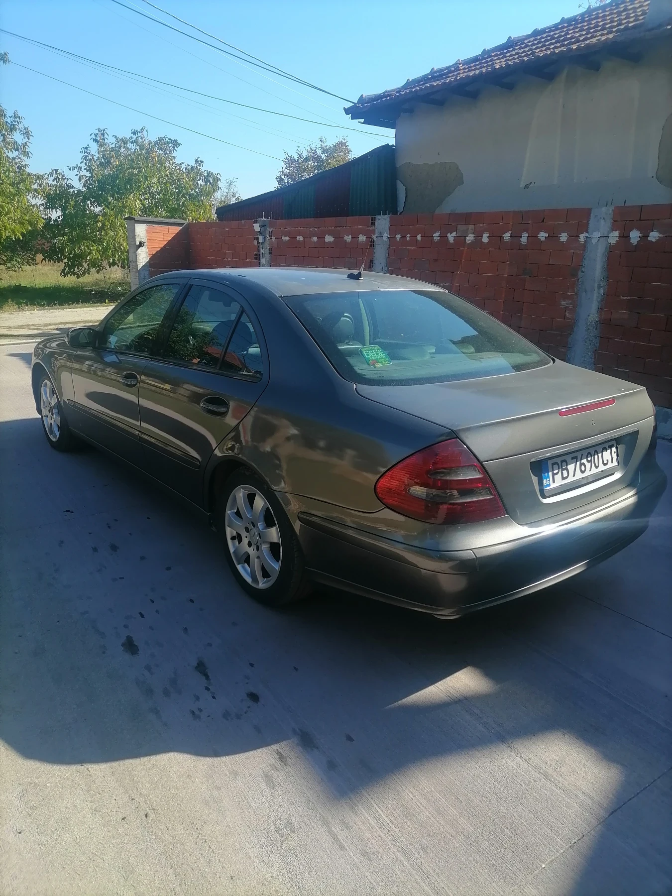 Mercedes-Benz E 200 Clasic | Mobile.bg — изображение 5