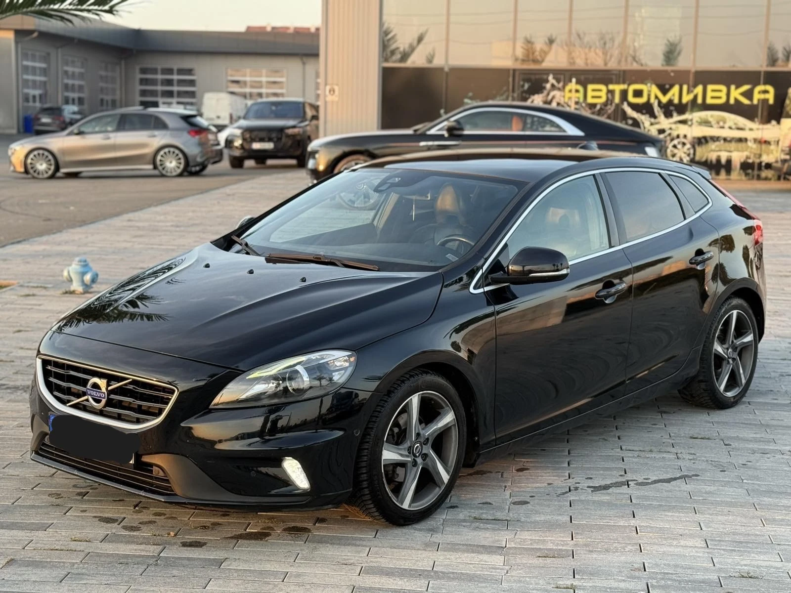 Volvo V40 1.6 D2 R-design, Full options | Mobile.bg   1