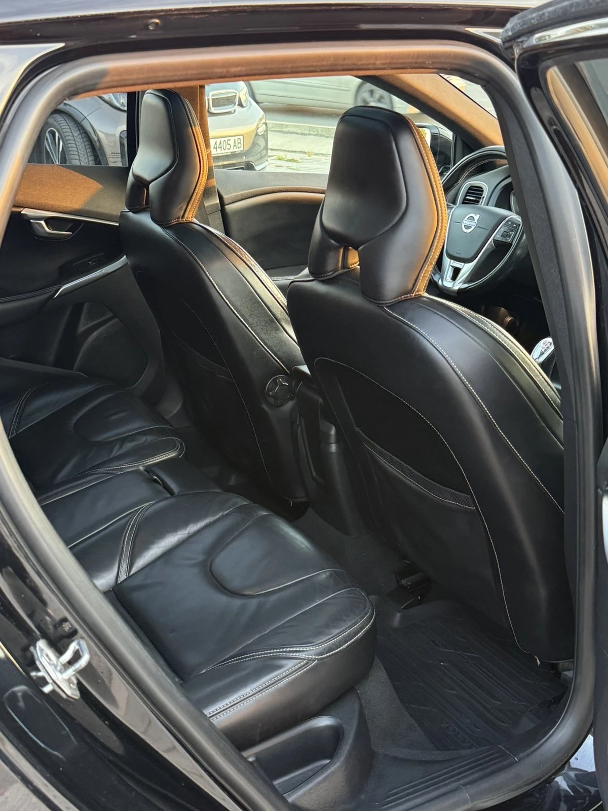 Volvo V40 1.6 D2 R-design, Full options | Mobile.bg   11