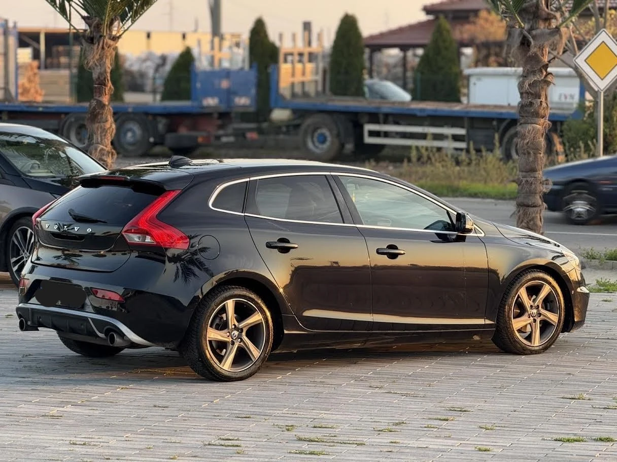 Volvo V40 1.6 D2 R-design, Full options | Mobile.bg   4