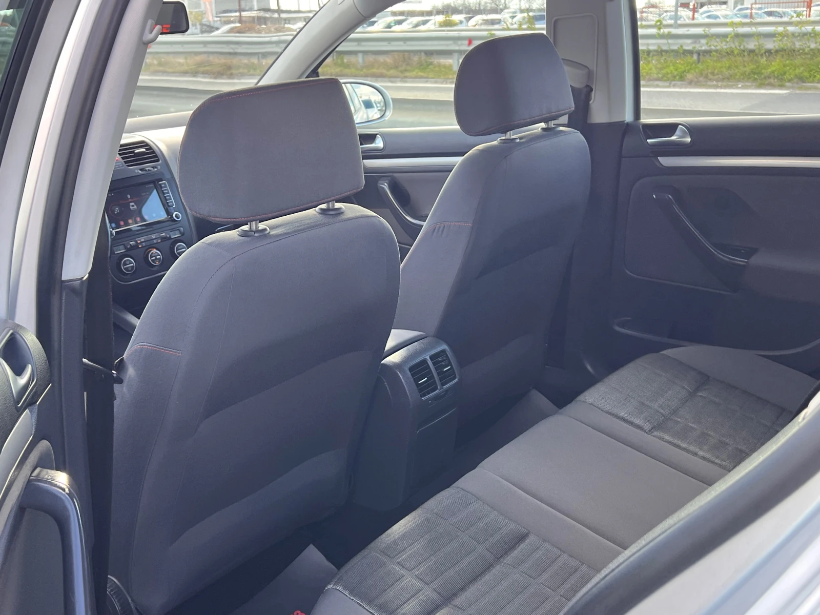 VW Golf ������-1, 6 -102 �.�-�����������-��� | Mobile.bg � ����������� 8