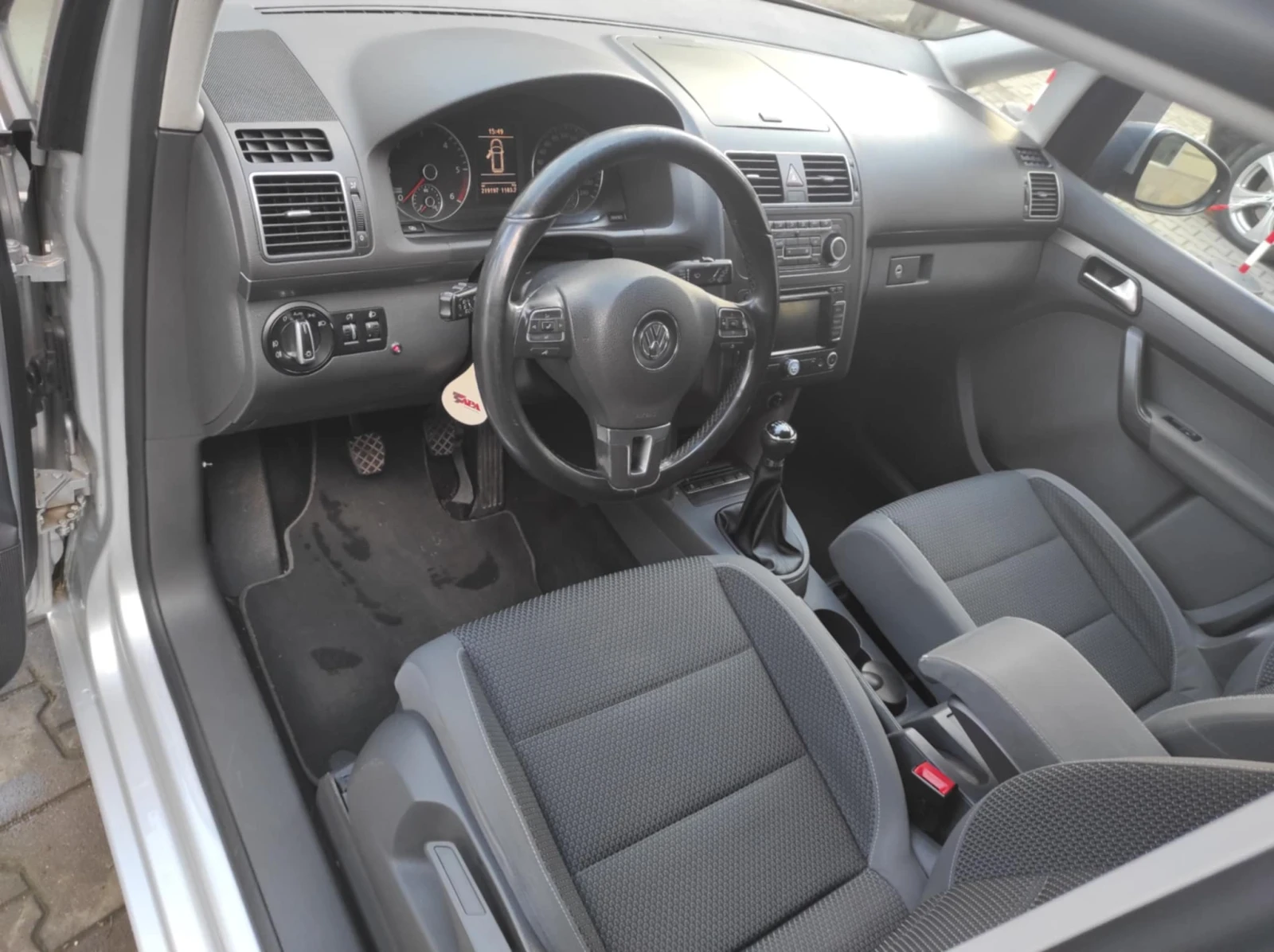 VW Touran  - изображение 7