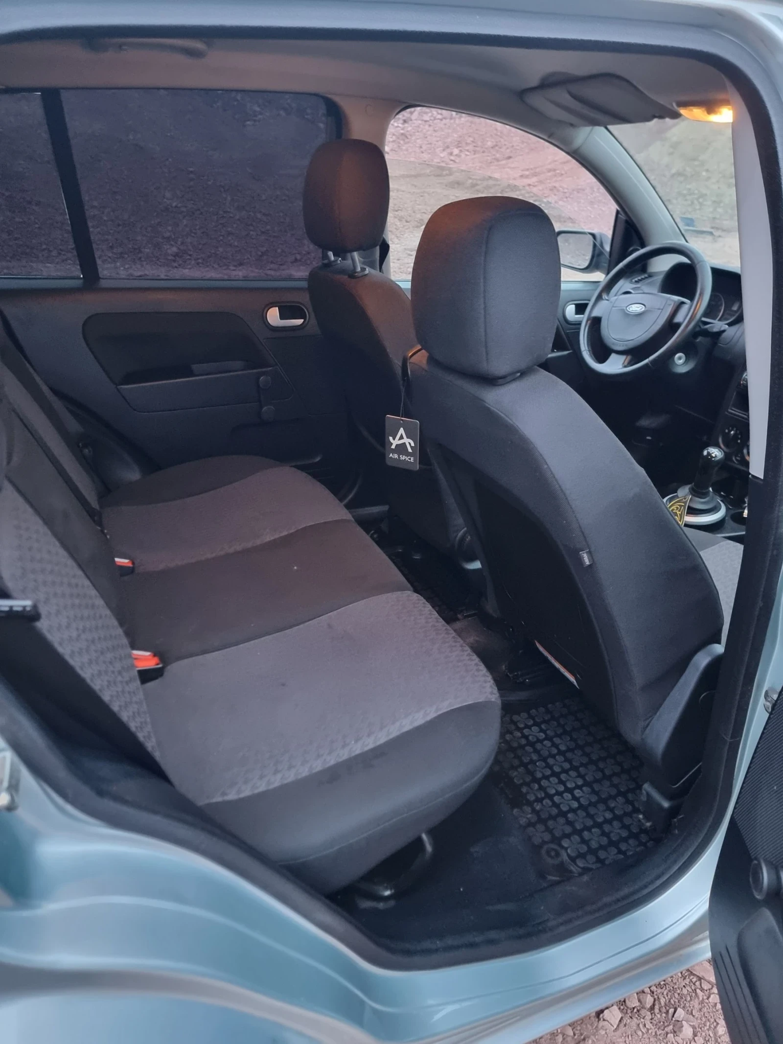 Ford Fusion 1.4i ГАЗ АВТОМАТ, снимка 11 - Автомобили и джипове - 53728670