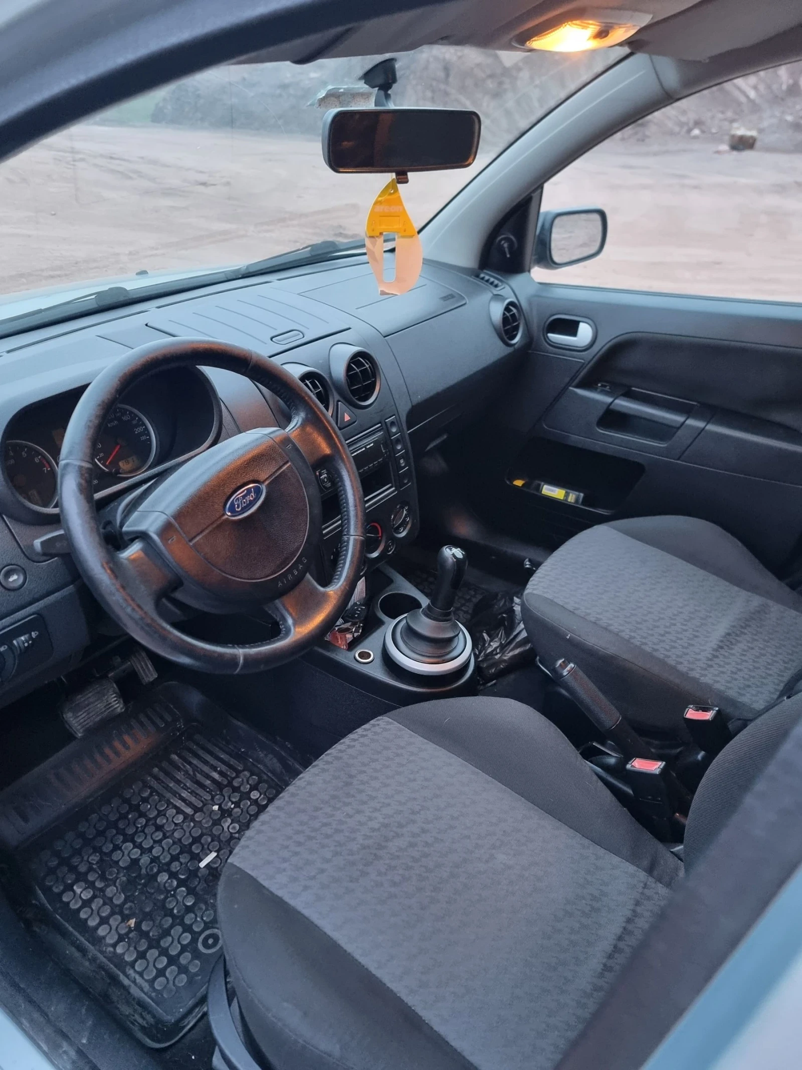 Ford Fusion 1.4i ГАЗ АВТОМАТ - изображение 9