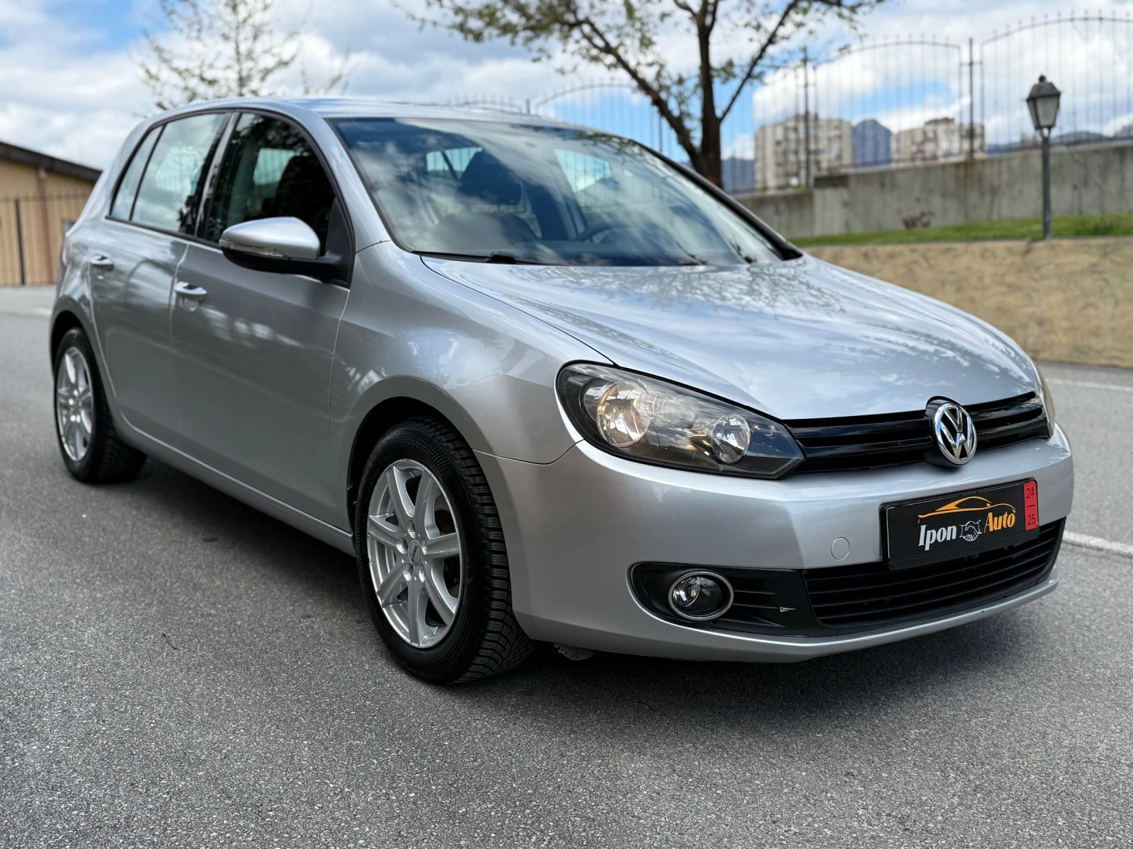 VW Golf Бензин* ГАЗ* перфектен и много запазен* 