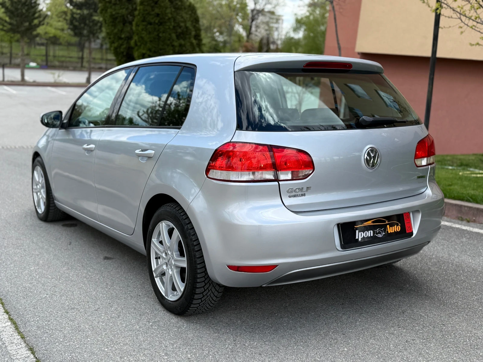 VW Golf Бензин* ГАЗ* перфектен и много запазен* , снимка 4 - Автомобили и джипове - 54294669