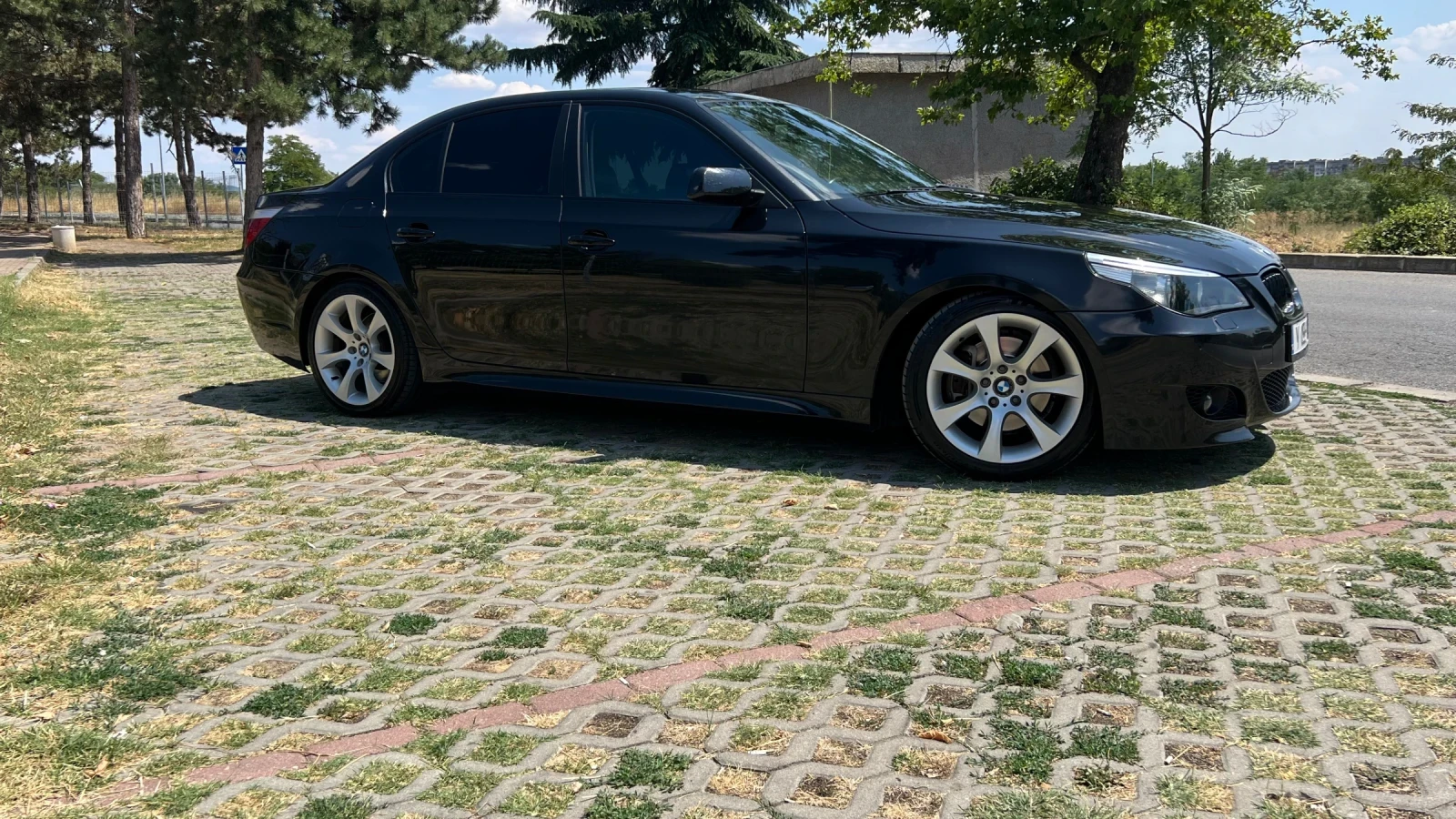 BMW 530 D, снимка 10 - Автомобили и джипове - 54541911