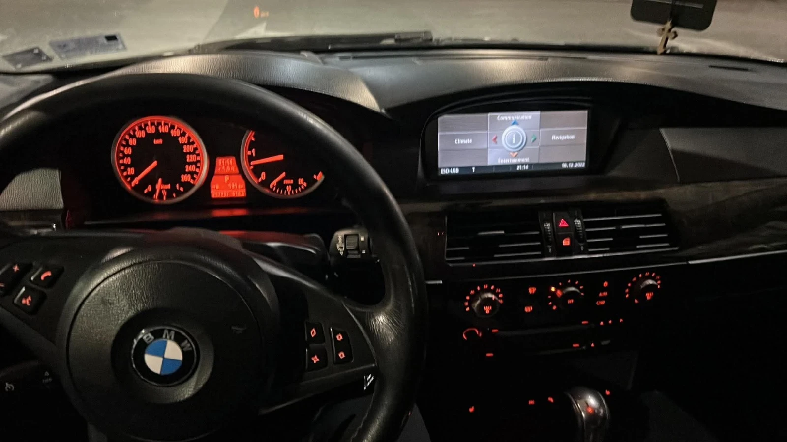 BMW 530 D, снимка 8 - Автомобили и джипове - 54541911