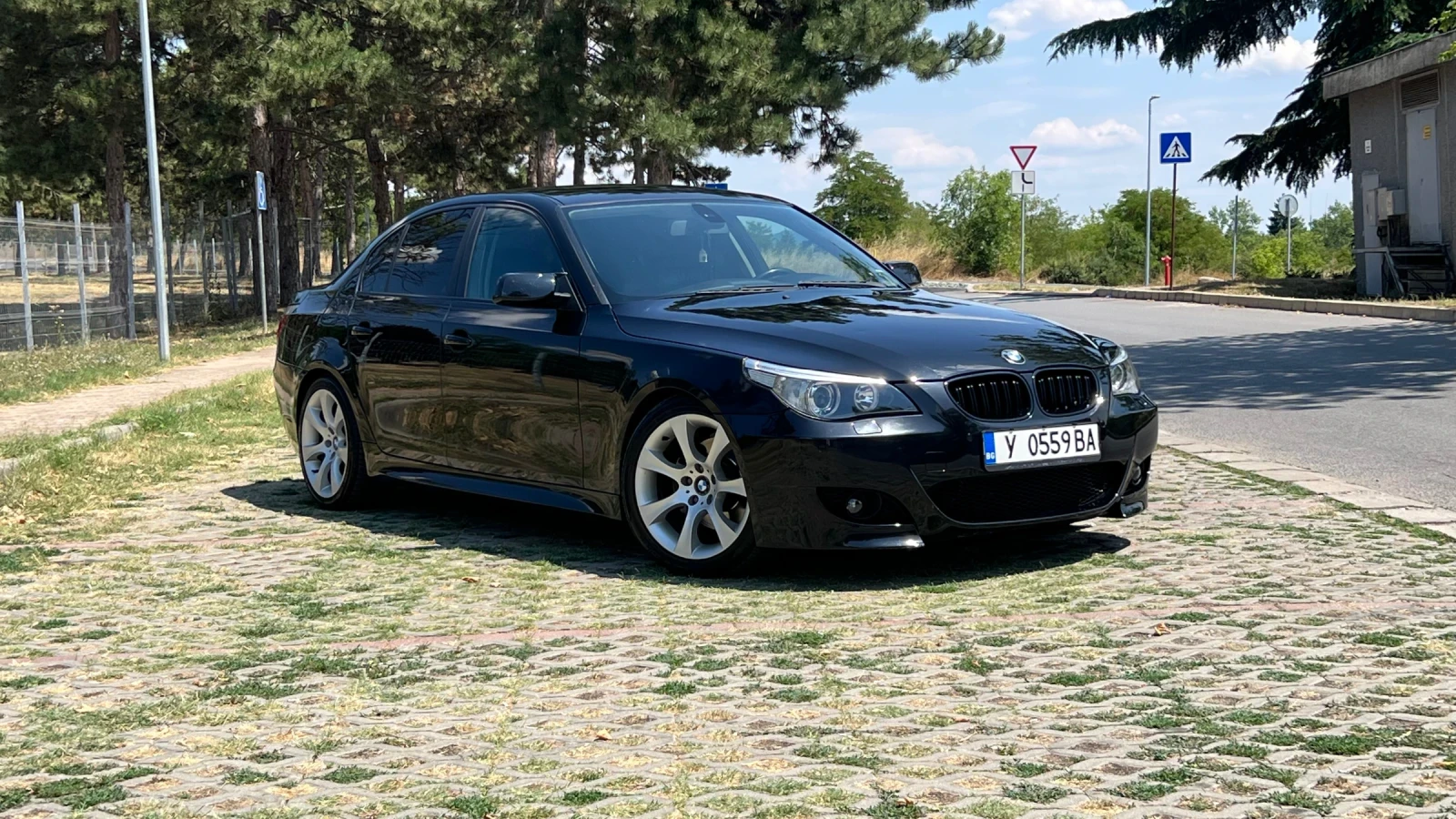 BMW 530 D, снимка 9 - Автомобили и джипове - 54541911