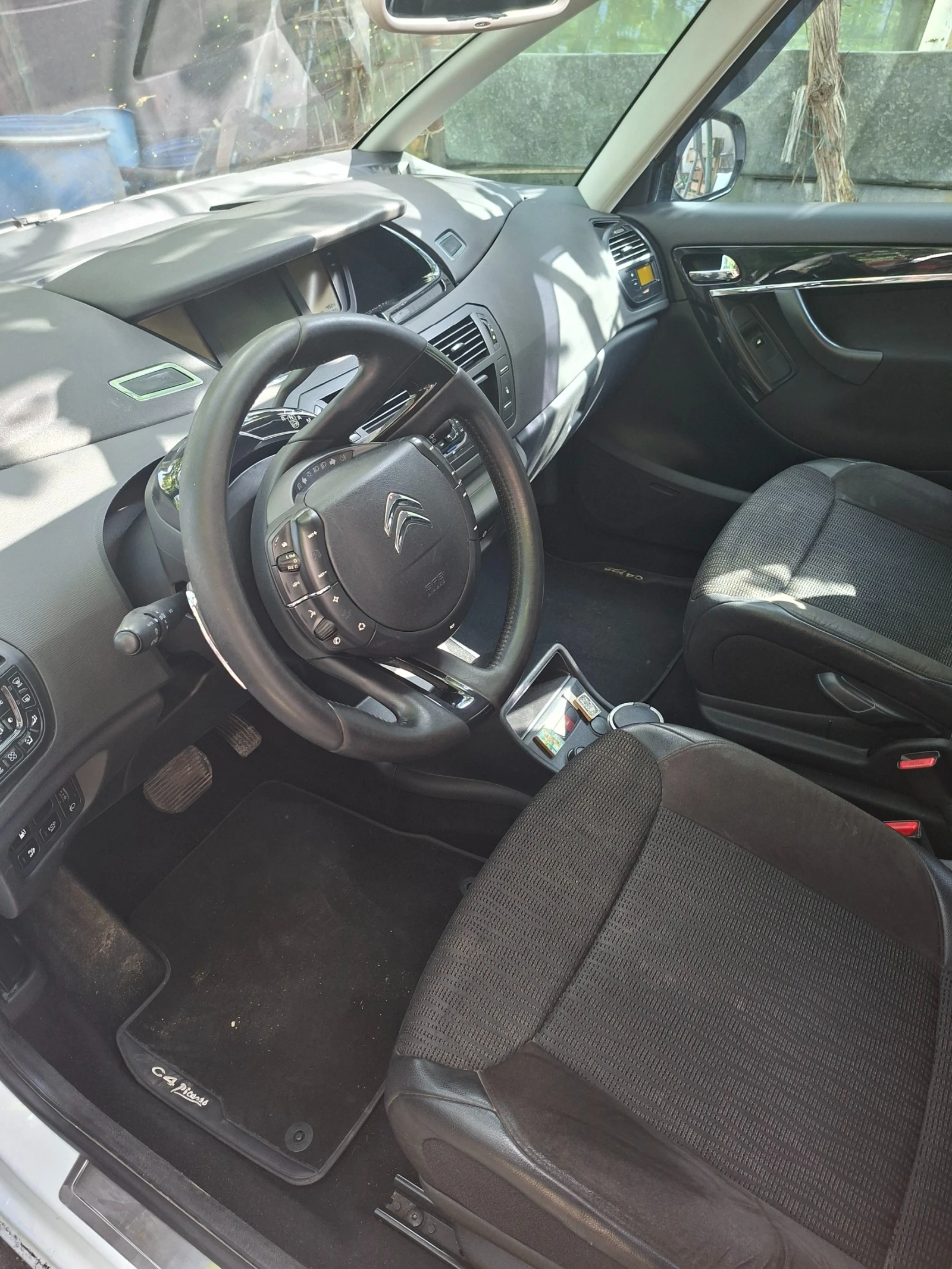 Citroen Grand C4 Picasso Фейслифт , снимка 5 - Автомобили и джипове - 54753754
