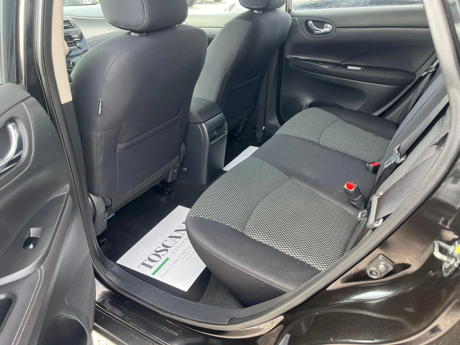 Nissan Pulsar 1.5dci* 110к.с.* Евро 6, снимка 9 - Автомобили и джипове - 55474401