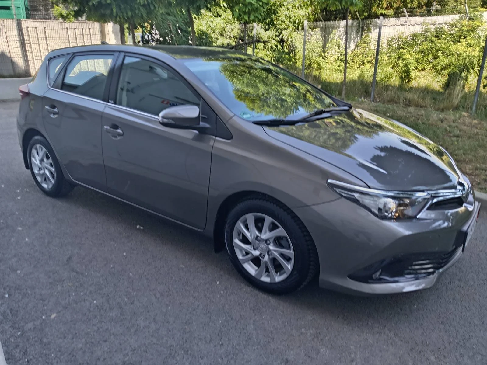 Toyota Auris !!! Avtomat !!! 47000KM !!! Evro6 !!!, снимка 4 - Автомобили и джипове - 55602585