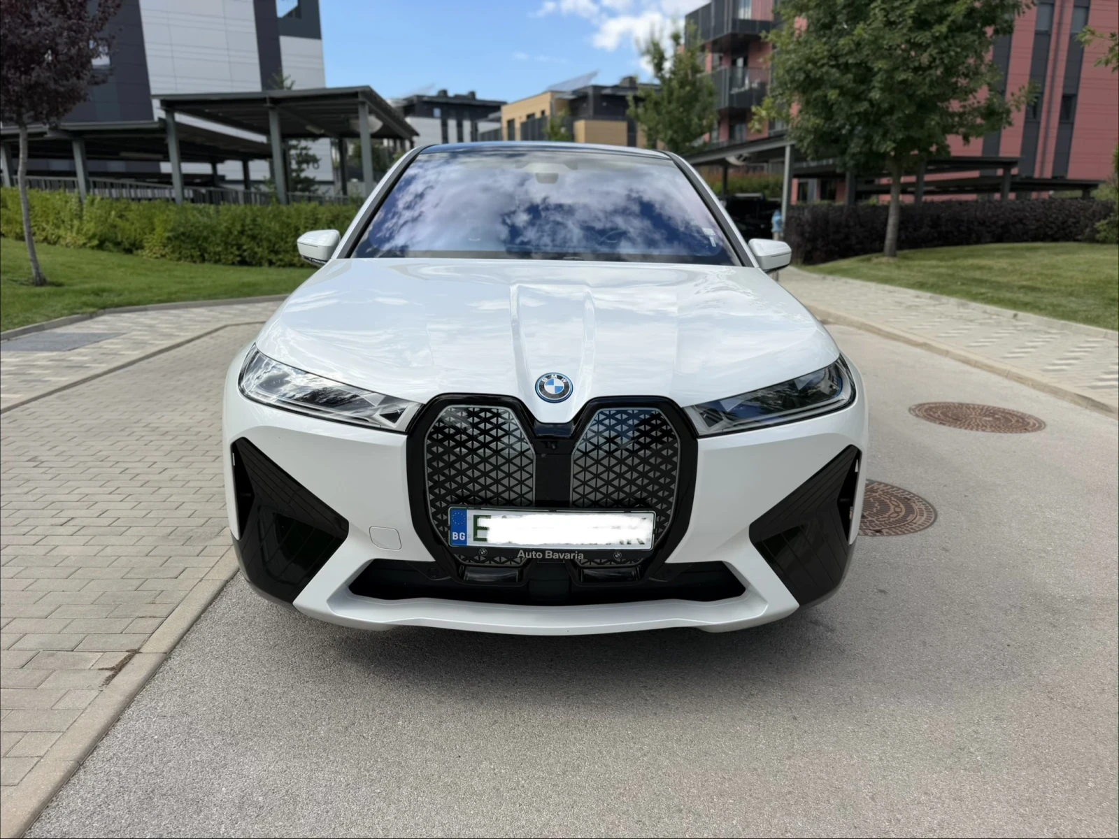 BMW iX M60 FULL В ГАРАНЦИЯ, снимка 7 - Автомобили и джипове - 56239134