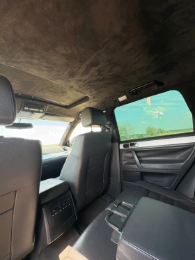 VW Touareg - 6300 € / 12321.73 лв. - 13924692 11