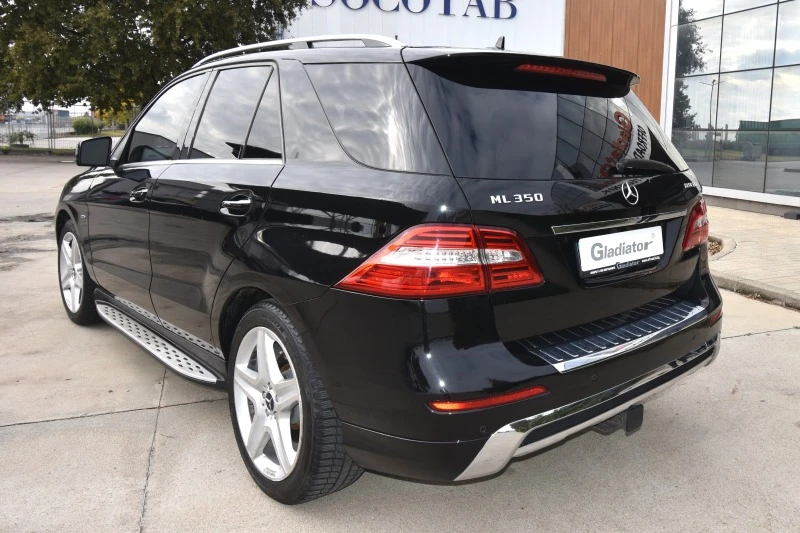 Mercedes-Benz ML 350 BlueTEC 4MATIC AMG, снимка 3 - Автомобили и джипове - 47282622