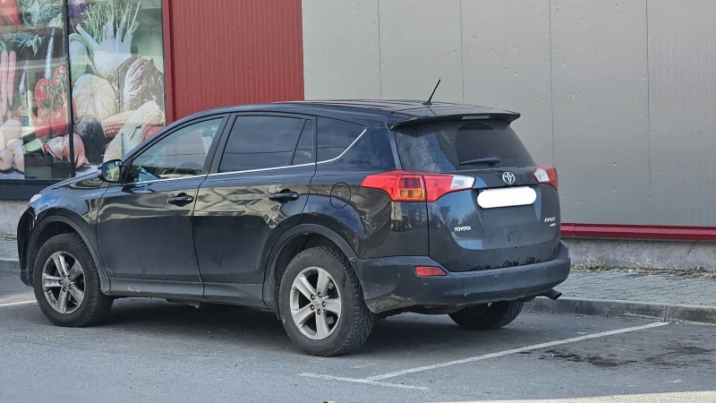 Toyota Rav4 Чисто нов двигател , снимка 2 - Автомобили и джипове - 48130116