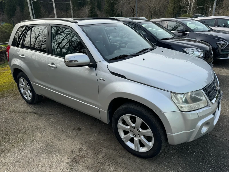 Suzuki Grand vitara Нави / 4х4 / камера / Обслужен /, снимка 2 - Автомобили и джипове - 49578108