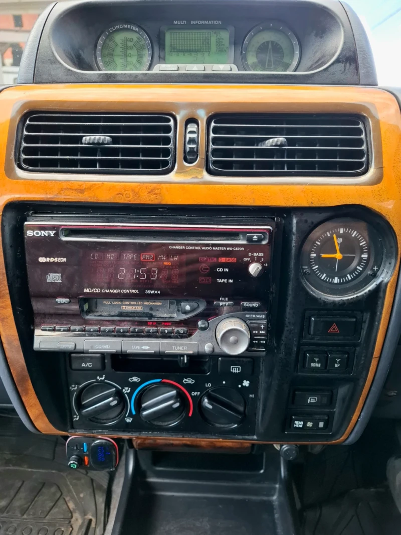 Toyota Land cruiser 3.0 TD, снимка 7 - Автомобили и джипове - 52456656