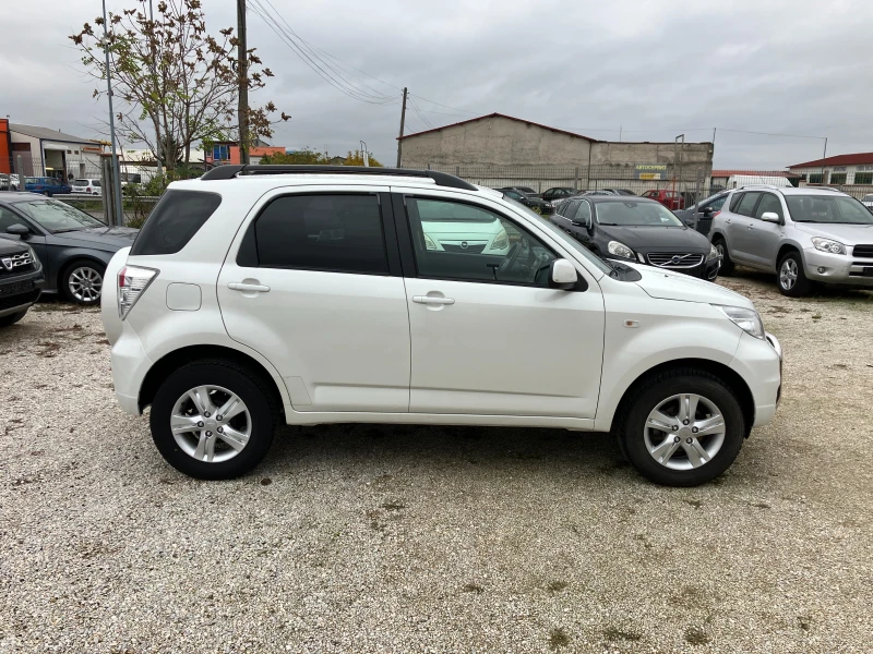 Daihatsu Terios 1.5-газ инжекцион, снимка 8 - Автомобили и джипове - 52341833