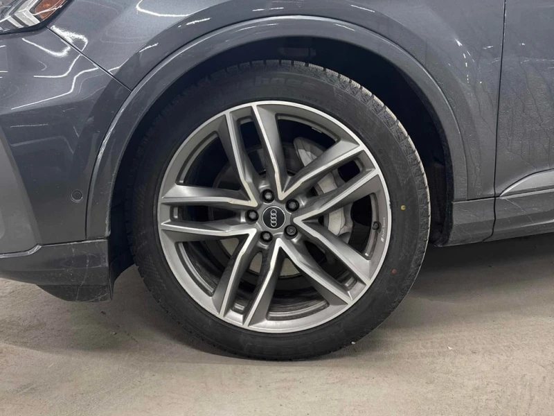 Audi Q7 * Technik * CARFAX * ЦЕНА ДО БГ, снимка 9 - Автомобили и джипове - 53131772