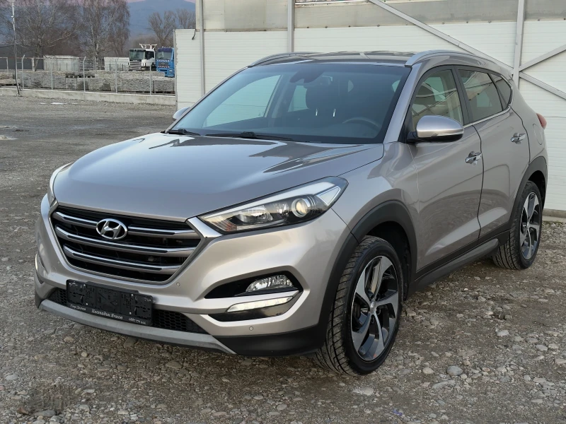 Hyundai Tucson 1.7 CRDI Навигация/Камера/Keyless/Собствен лизинг, снимка 8 - Автомобили и джипове - 53156322
