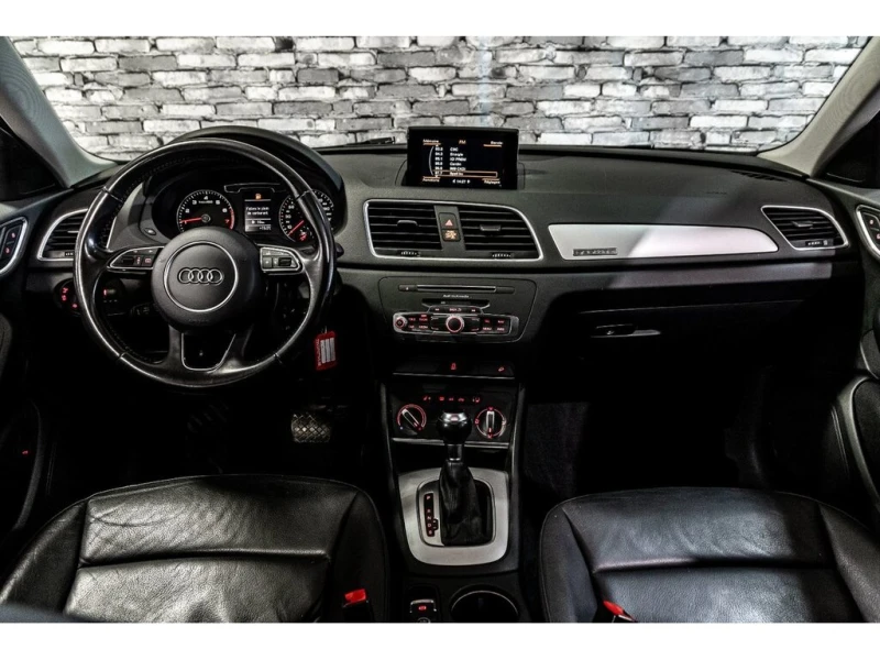 Audi Q3 KOMFORT* КОжа* Подгрев* Keyless* NAVI, снимка 10 - Автомобили и джипове - 53361214